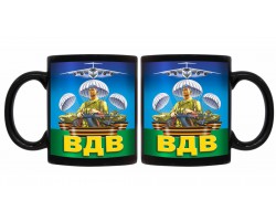 Черная керамическая кружка ВДВ