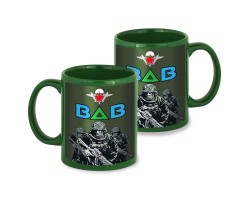 Зеленая керамическая кружка 