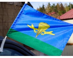 Флаг Воздушно-десантных войск России на машину №9010 (№10)