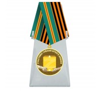 Медаль участника гуманитарного конвоя СВО на подставке