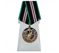 Медаль Ветераны Чечни на подставке