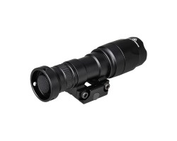 Наствольный тактический фонарь XP-L2 1000 Lm - Мощный светодиодный фонарь, который можно использовать как самостоятельно, так и с установкой на оружие или шлем. Мощность светового потока - 1000 люмен. Прочный корпус выдерживает эксплуатацию в реальных бое