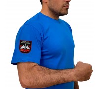 Васильковая футболка с термотрансфером РВСН на рукаве