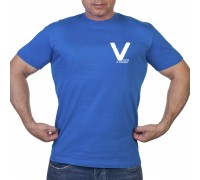Васильковая футболка с трансфером «V»