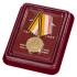Медаль МО РФ "Ветеран Вооруженных сил" в бархатистом футляре из бордового флока