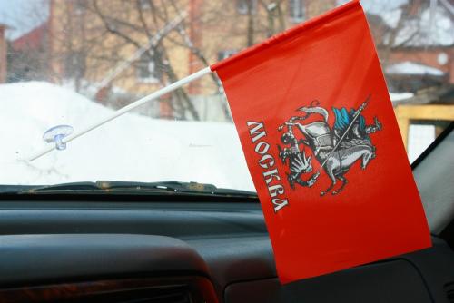 Флажок Москвы в машину